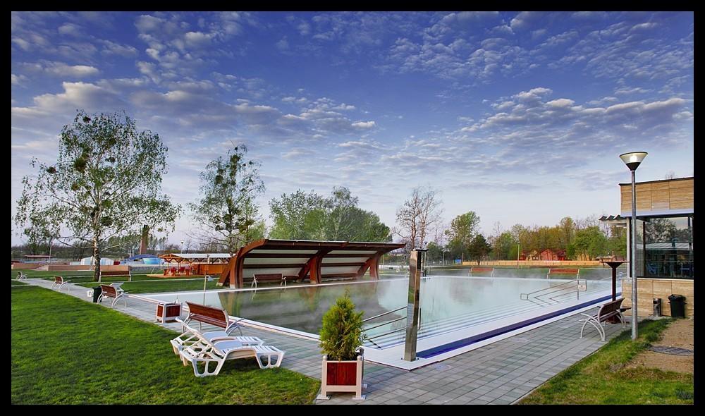 Sarkany Apartman, Sarkany Wellness Es Gyogyfuerdo Nyírbátor Bagian luar foto